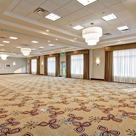 Hilton Garden Inn Woodbridge Ngoại thất bức ảnh
